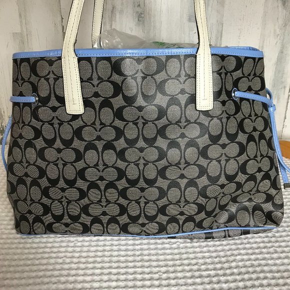 Coach 5696 Large Tote - Picture 1 of 10